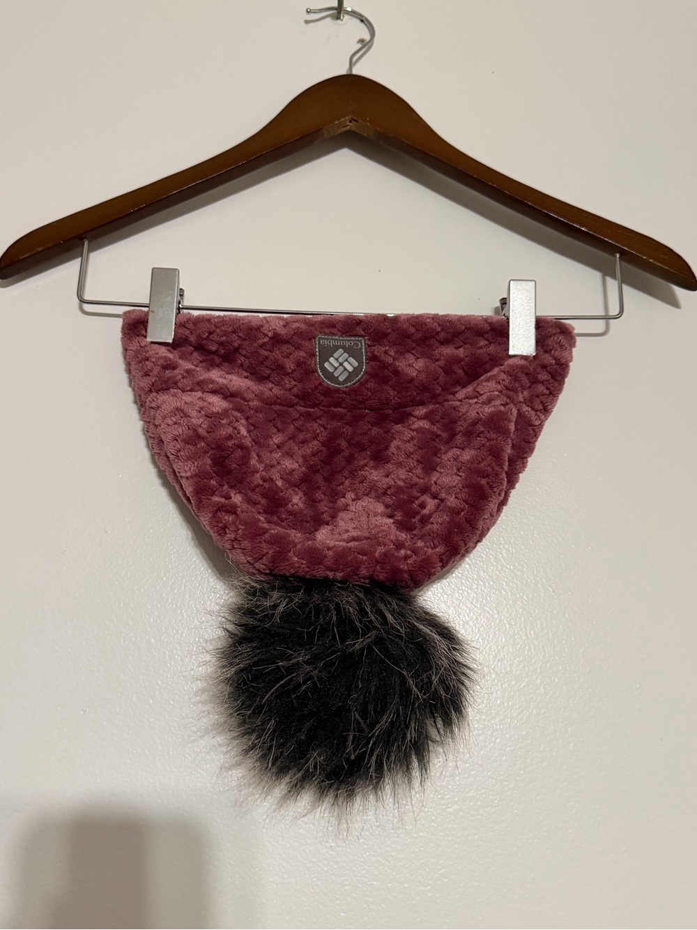 Columbia Fleece Winter Hat with Faux Fur Pom – Women’s S/M